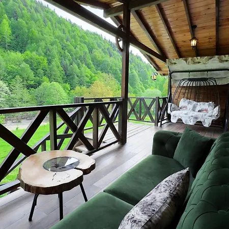 Bed & Breakfast Abant Zuemruet Dag Evi *