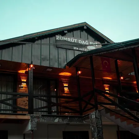 Bed & Breakfast Abant Zuemruet Dag Evi *
