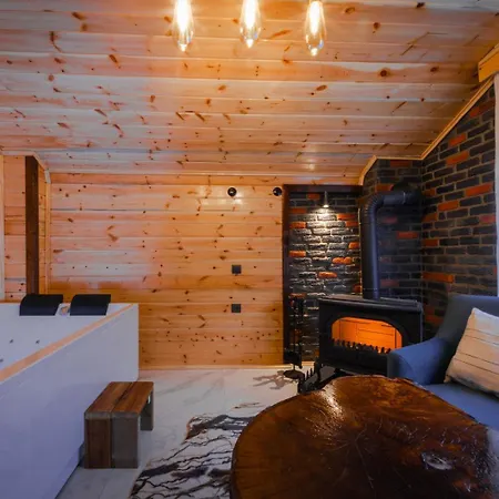 Abant Zuemruet Dag Evi Bed & Breakfast *
